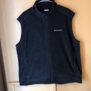 Men’s Columbia Fleece vest